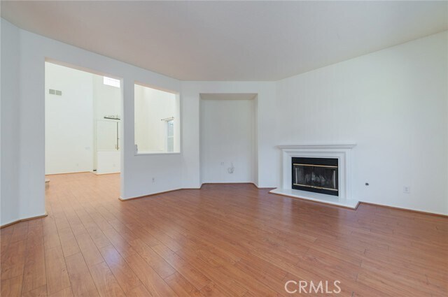 Building Photo - 1651 W Mammoth Dr