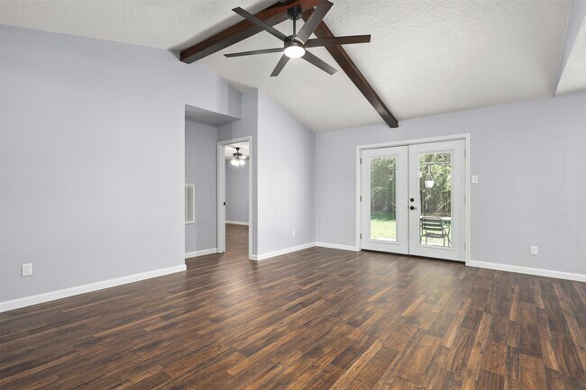 Building Photo - 7314 Robin St