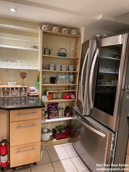 Building Photo - 8 Fulkerson St