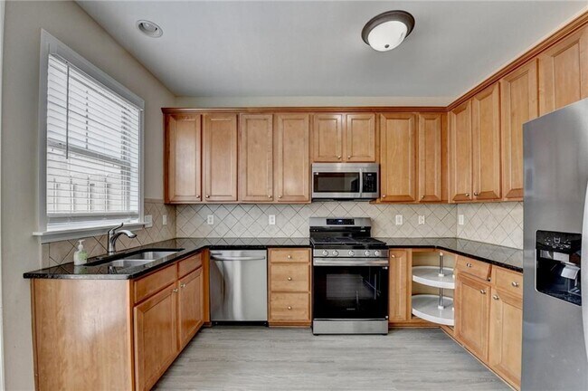 Building Photo - 4406 Village Field Place