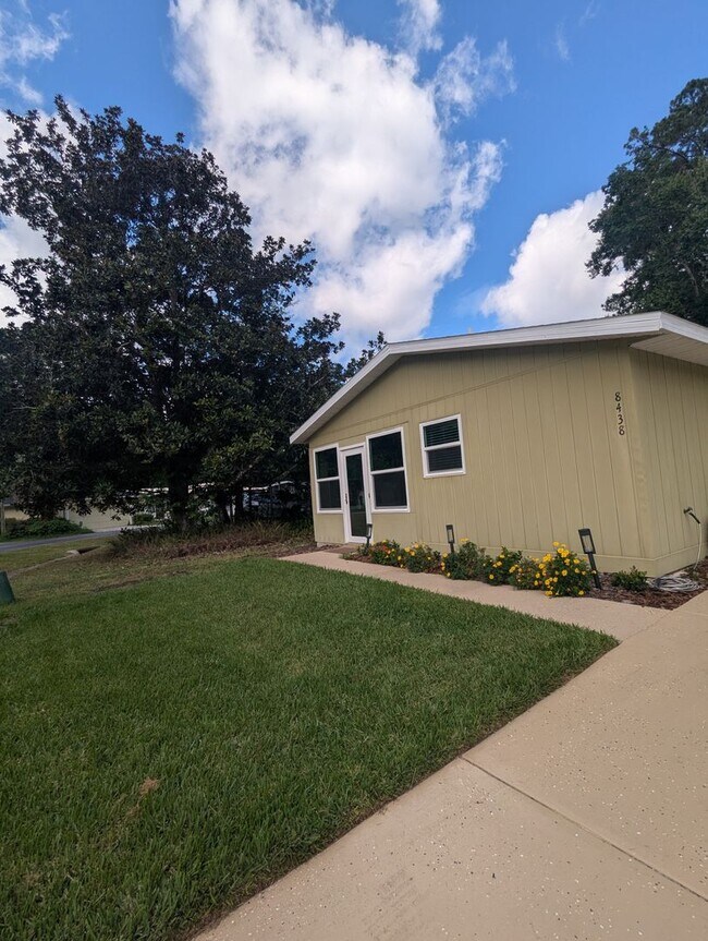 Building Photo - 2 bedroom/ 2 bath in Turkey Creek Forest