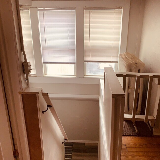 Building Photo - 2900 Enoch Ave