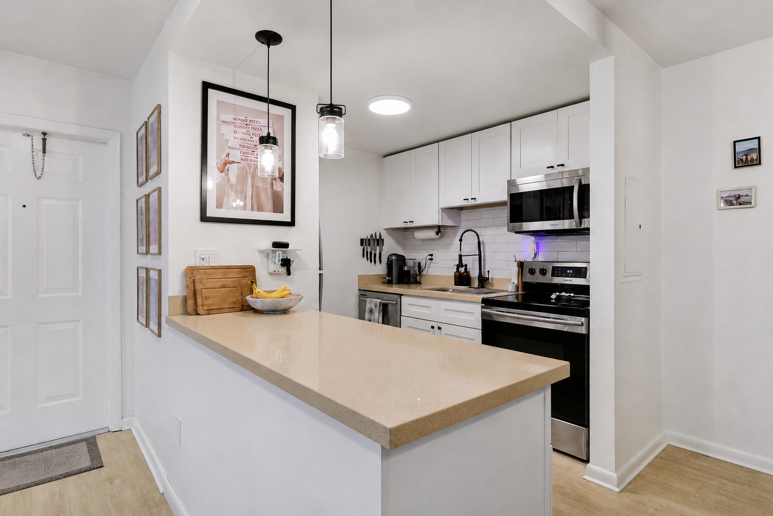 Building Photo - 8950 SW 69th Ct