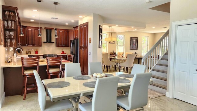 Building Photo - 1851 Corsica Dr