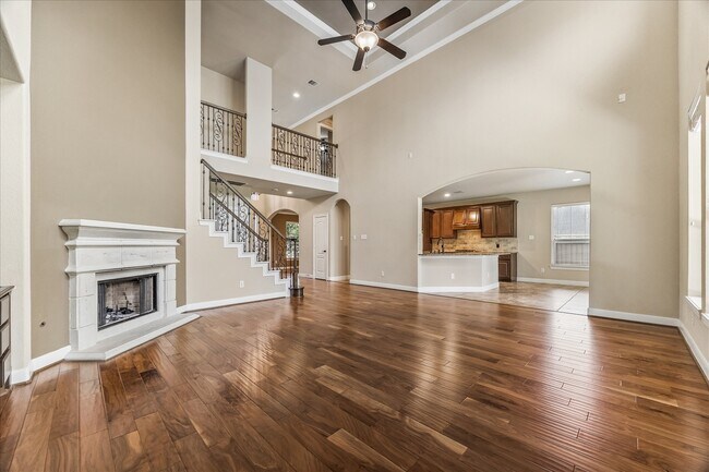 Building Photo - 10603 Hollowback Dr