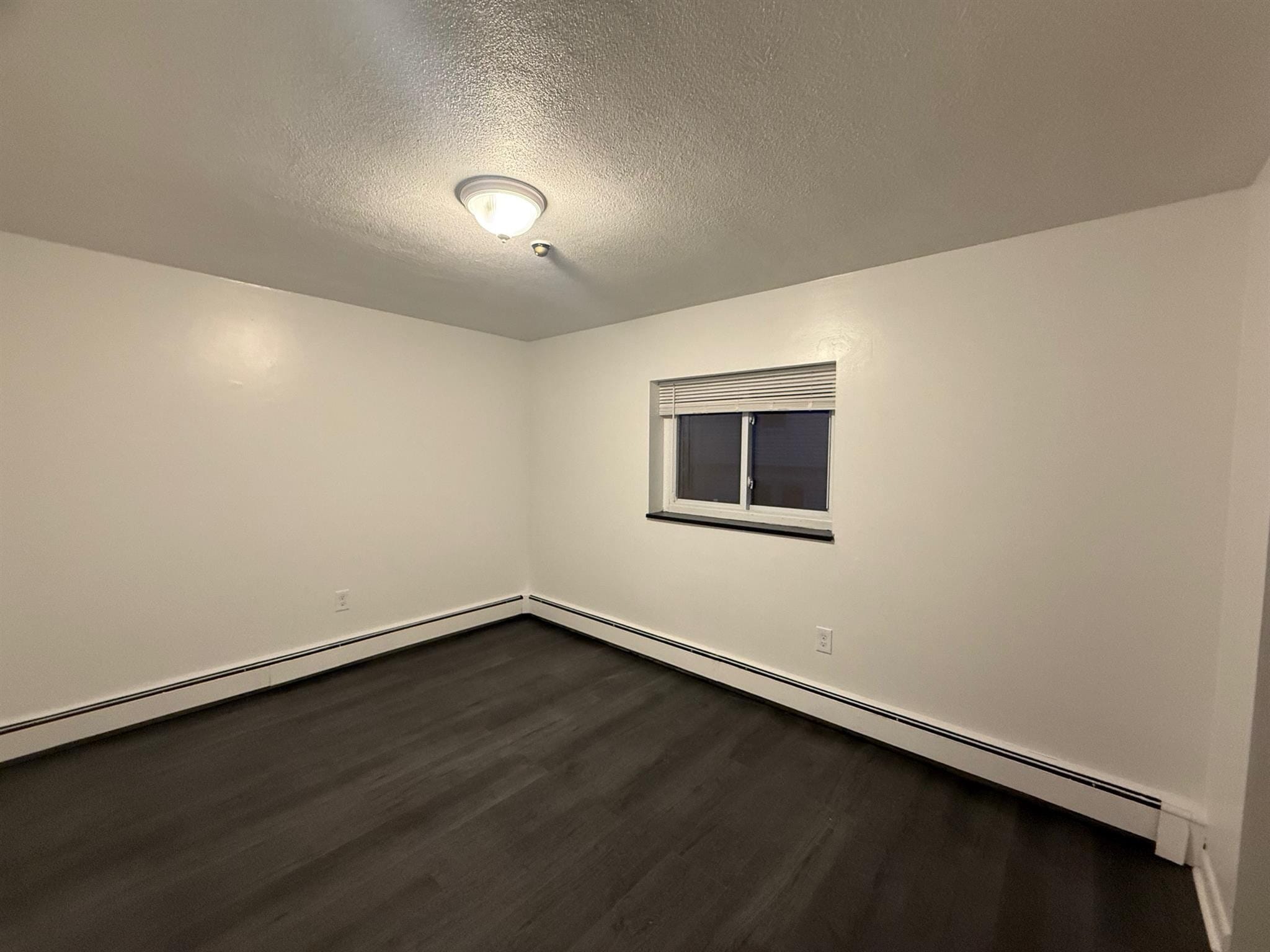 Building Photo - 240 Belmont St