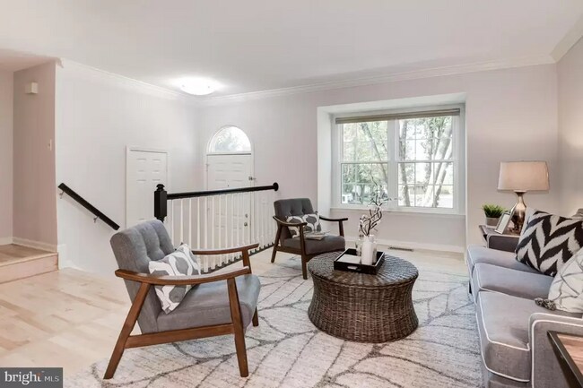 Living Room - 5519 Stroud Ct