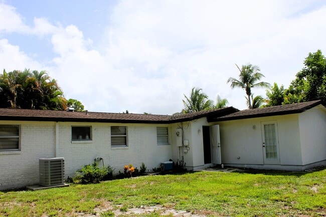 Building Photo - 5893 Williamson Rd