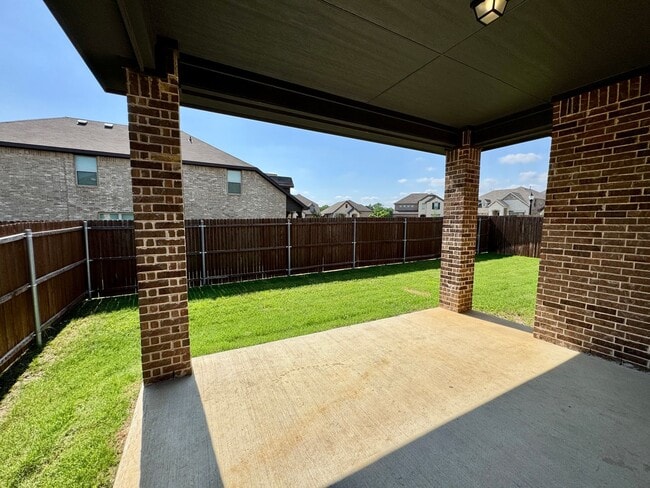 Building Photo - Argyle ISD! 3 Bed 2 Bath Home in PERFECT Location