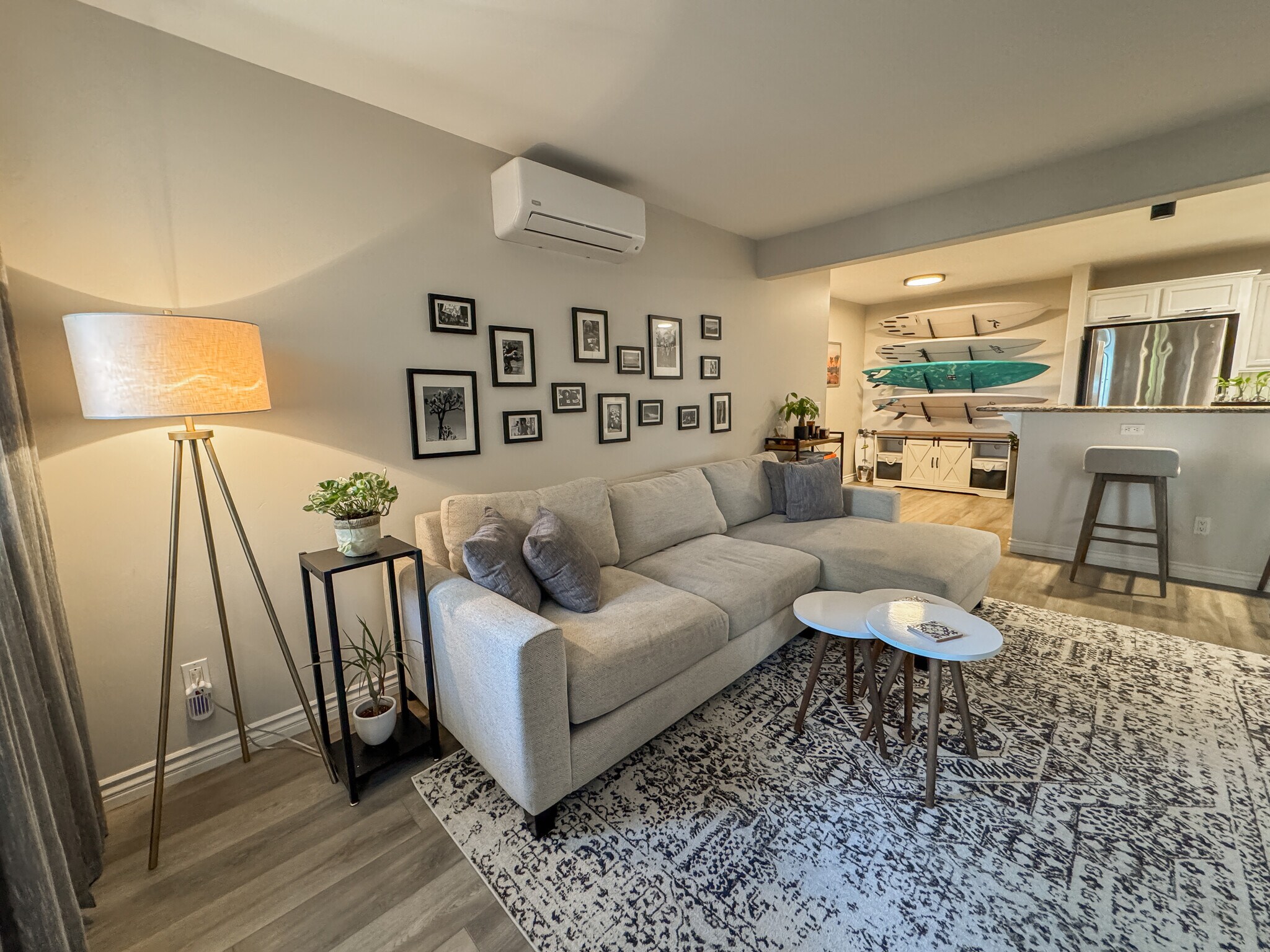 Building Photo - 5252 Balboa Arms Dr