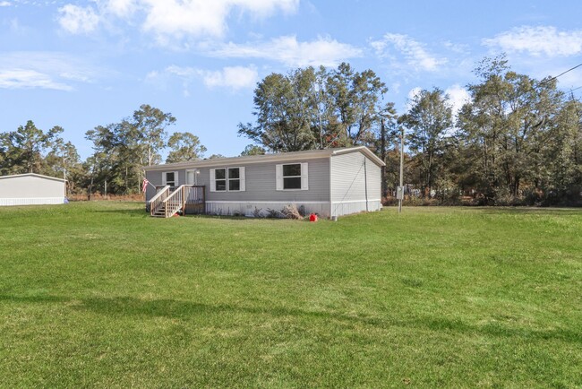 Building Photo - 3bd2ba Mobile Home for Rent!