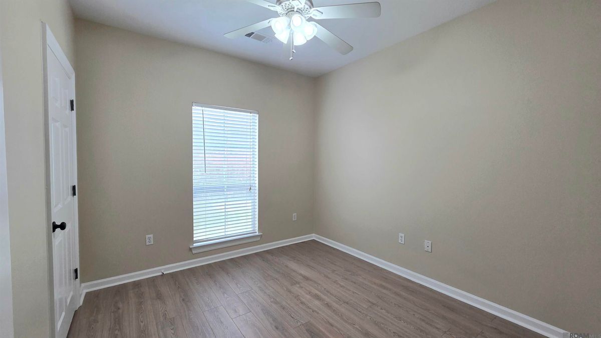 Building Photo - 2934 Nicholson Lake Dr