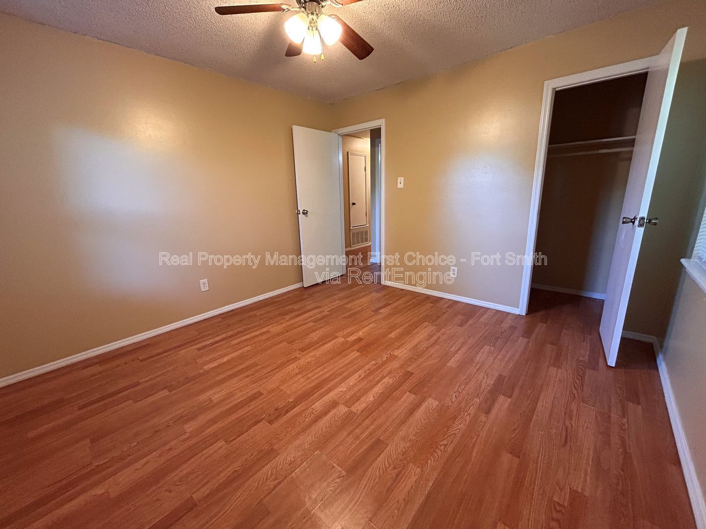 Building Photo - 3305 Grinnell Ave