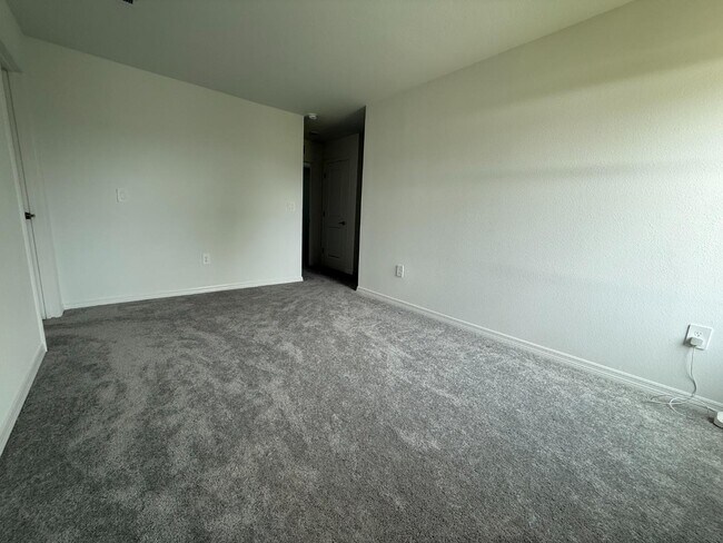 Building Photo - 3605 Great Pk Ct