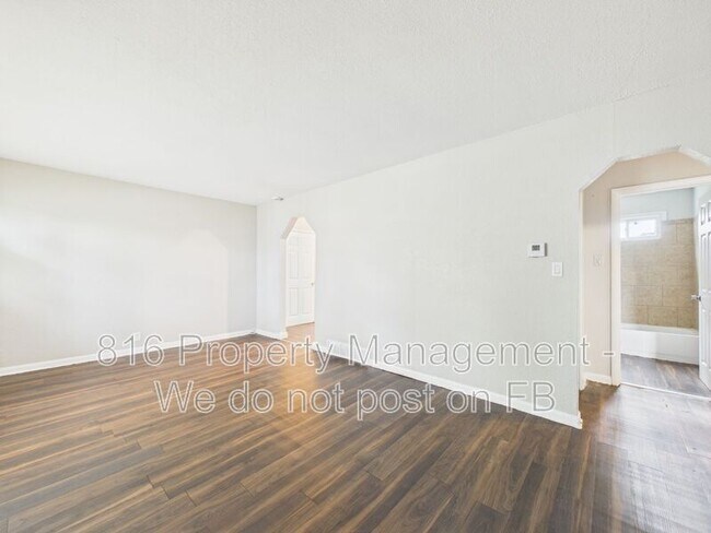 Building Photo - 7426 Indiana Ave