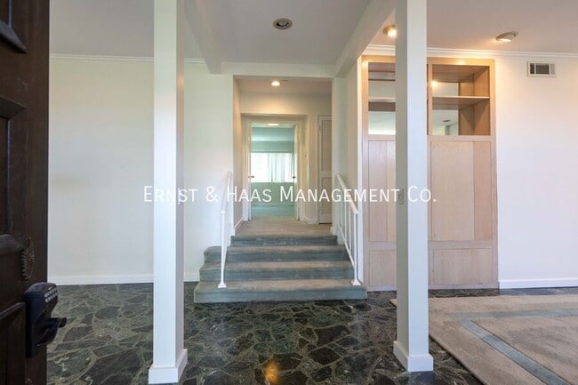 Building Photo - 958 Palo Verde Ave