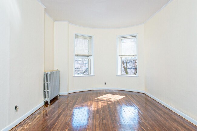 Building Photo - 277 Palisade Ave