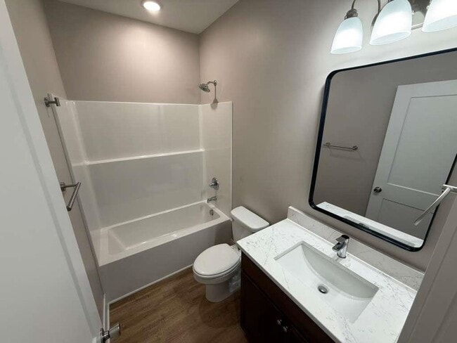Building Photo - 5150 N Toben Dr
