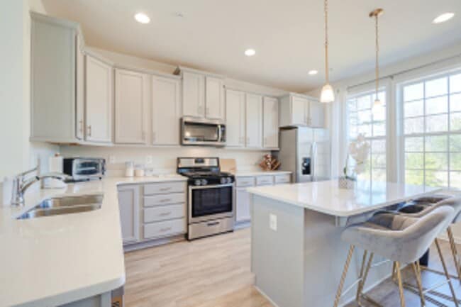 Building Photo - UPSCALE 3 BEDROOM 3.5 BATH HOME IS AVAILABLE NOW IN UPPER MARLBORO!