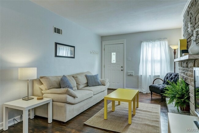 Building Photo - 1437 Collins Ave