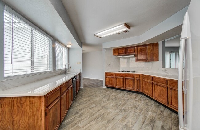 Building Photo - 6326 Briar Terrace Dr