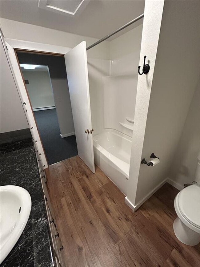 Building Photo - 1795 Main Street