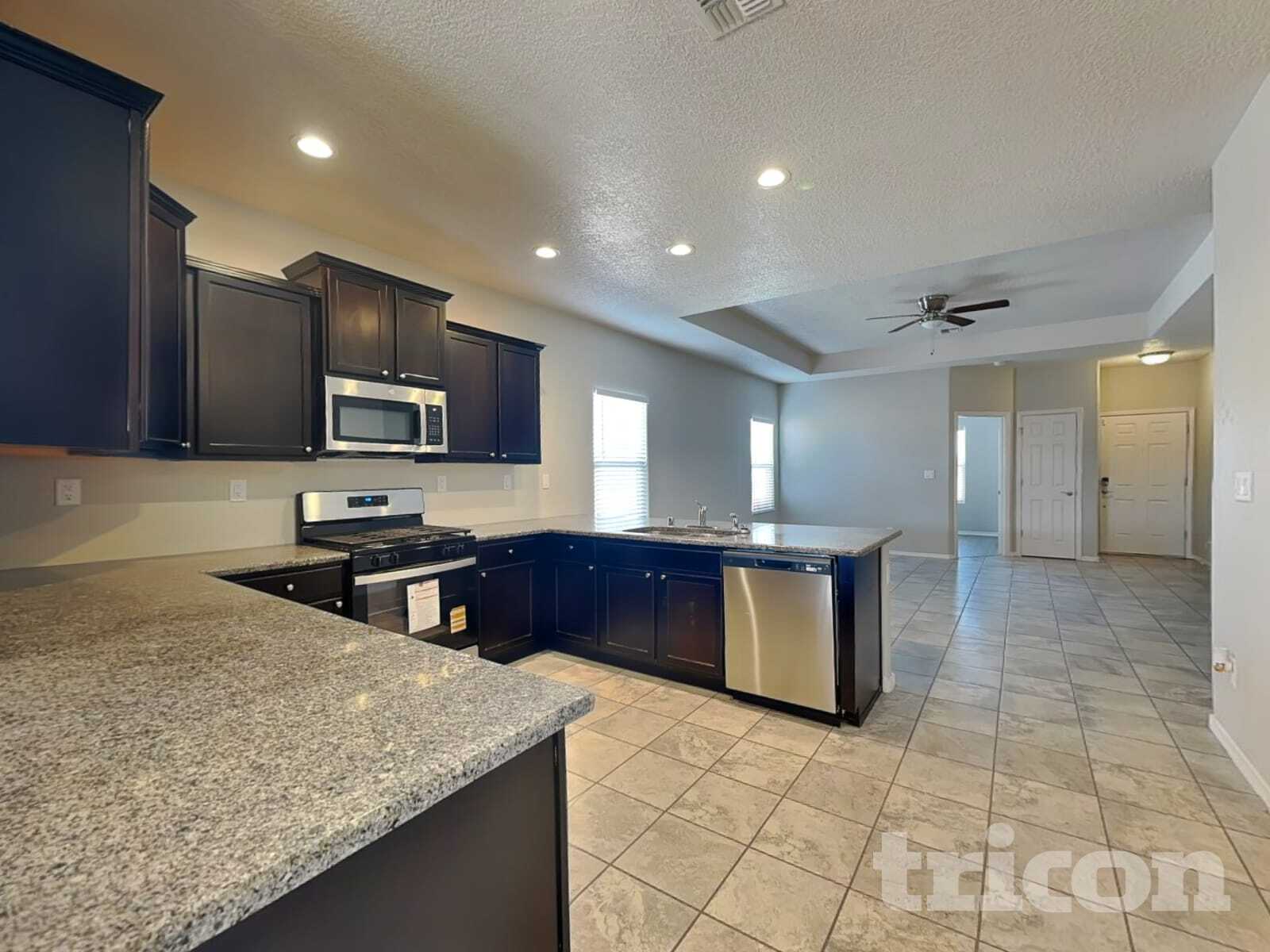 Building Photo - 7033 Mountain Hawk Loop NE