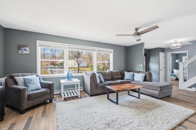 Building Photo - 67 Thoreau Ct