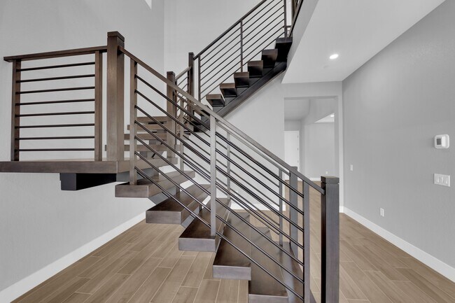 Building Photo - 10648 Stone Ledge Ave