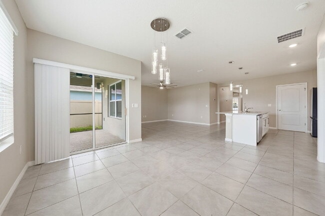 Building Photo - Three Bedroom, 2 Bathroom single family home with 2 Car Garage.