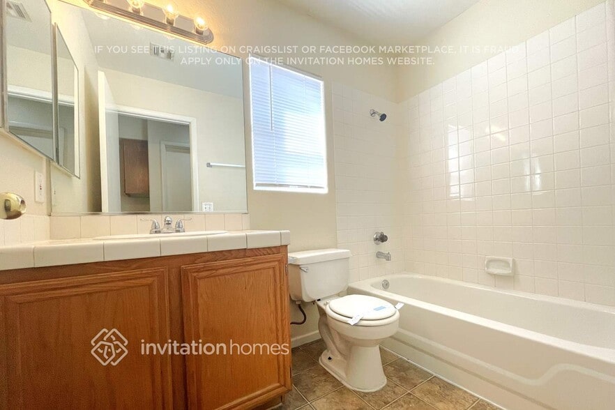 Building Photo - 1229 Autumn Ridge Cir