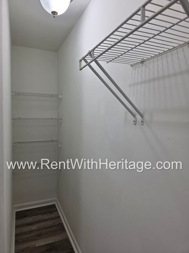 Building Photo - Gorgeous 5 Bd/ 3 Bath Including Full Finished Basement/ Spacious Yard with RV Parking/ Small Subd...