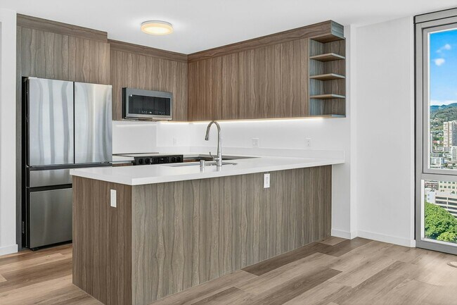 Building Photo - 1500 Rycroft St