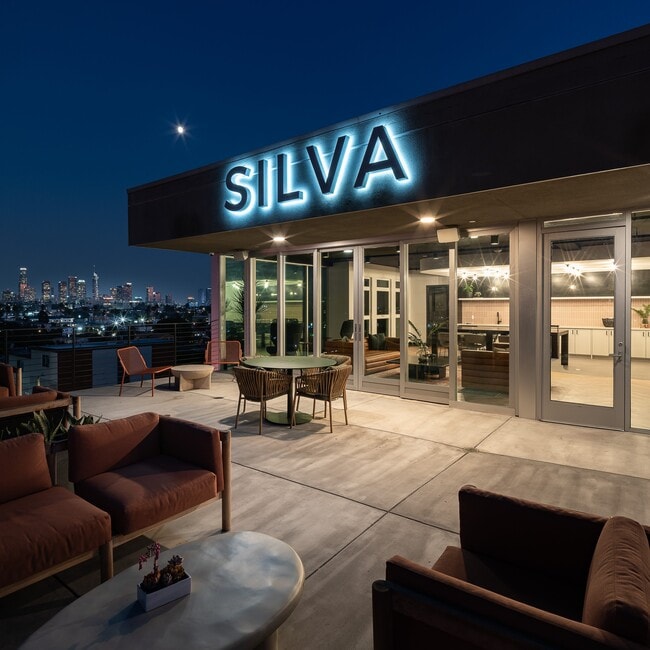 Building Photo - Silva