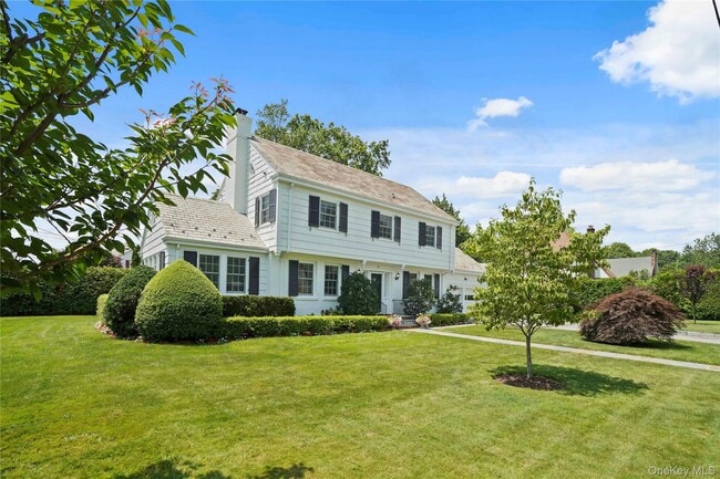 Building Photo - 30 Summit St