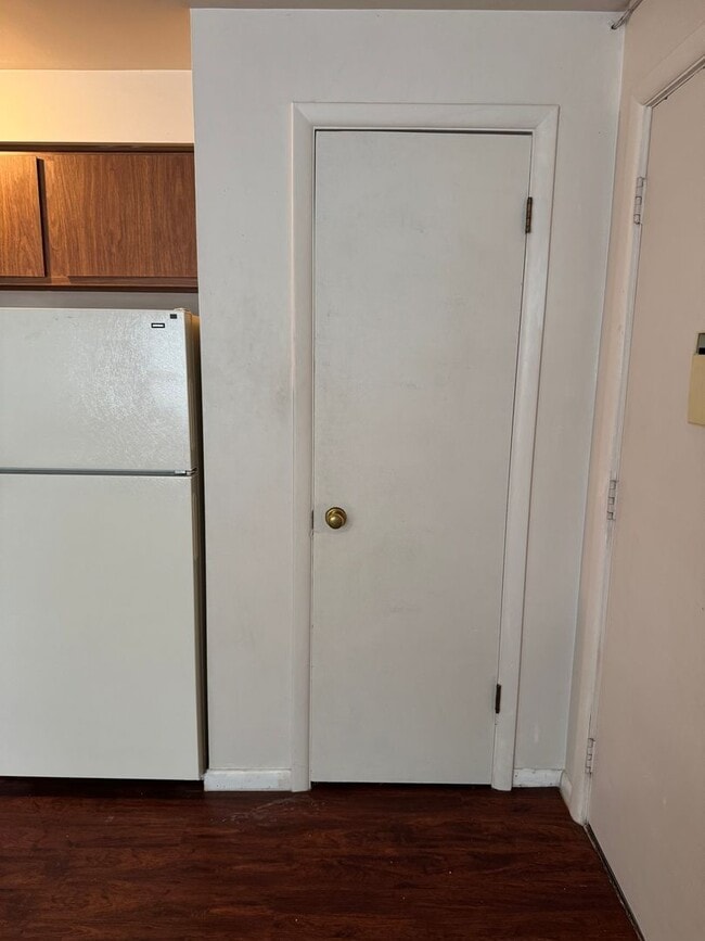 Building Photo - 1 Bedroom 1 Bath-Moon Township