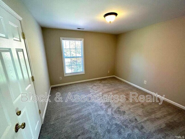 Building Photo - 508 Hickorywood Blvd