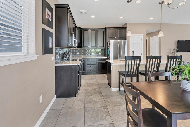 Building Photo - 3/2 Home Tucked-away, turn-key, and top-rated schools! Available for immediate move-in!