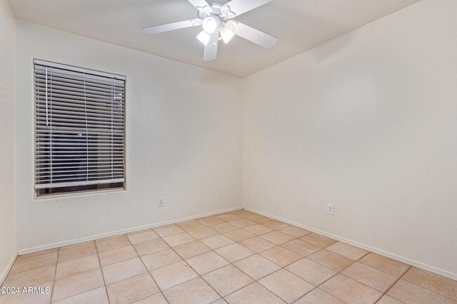 Building Photo - 2390 E Whitten St