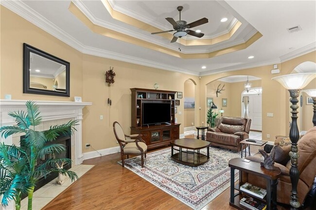 Building Photo - 111 Chinquapin Dr