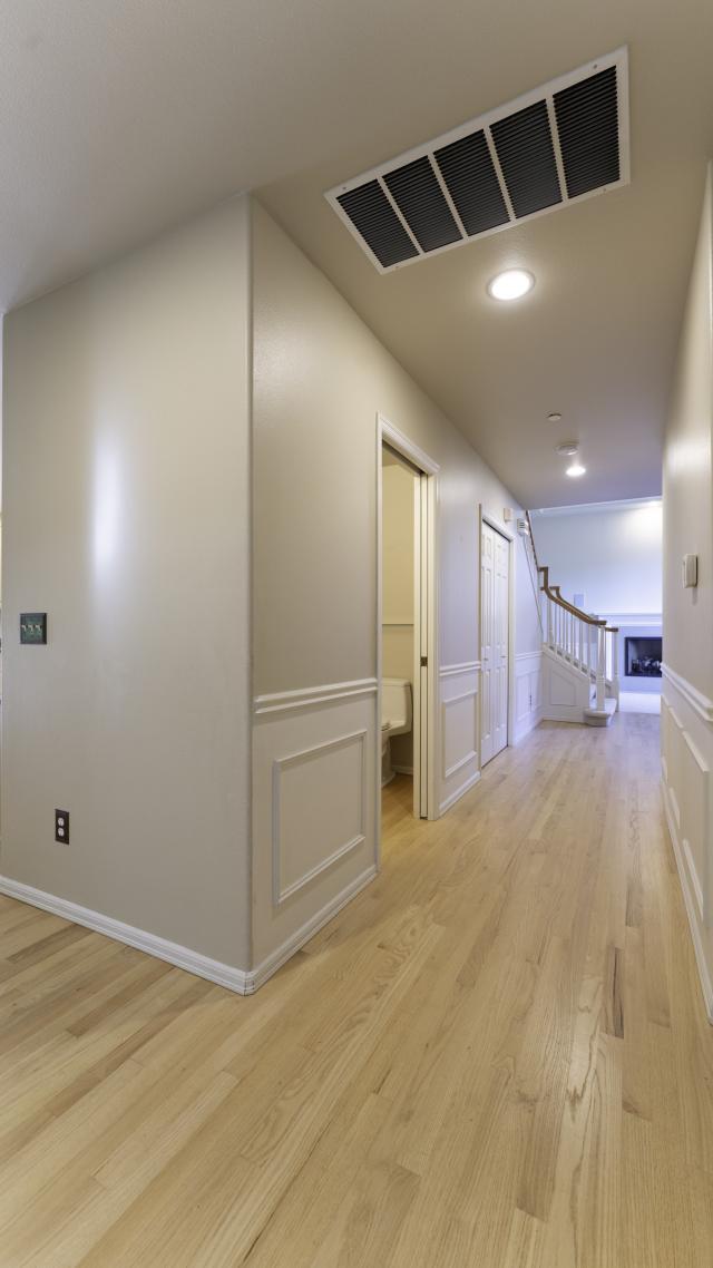 Building Photo - 4 bedroom in Issaquah WA 98027