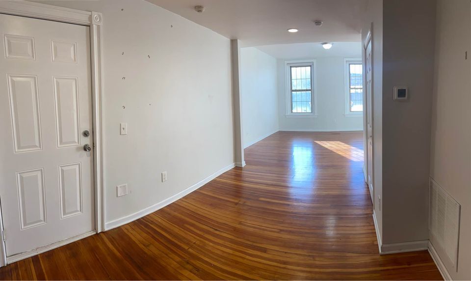 living room/front door - 106 S 3rd St