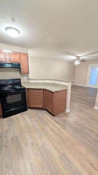 Building Photo - 11315 Breeze Cir