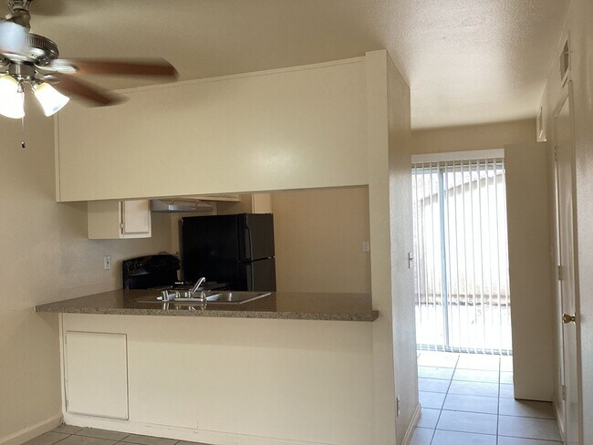 Building Photo - Remodeled!