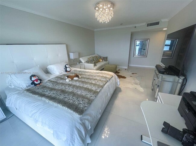 Building Photo - 4000 Towerside Terrace