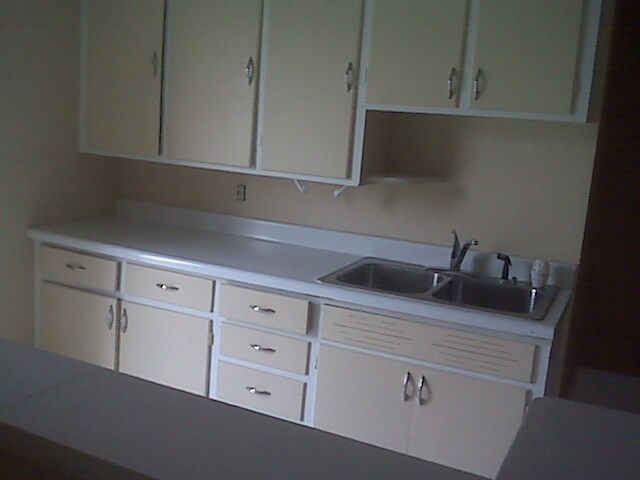 Kitchen - 836 S Blanchard St