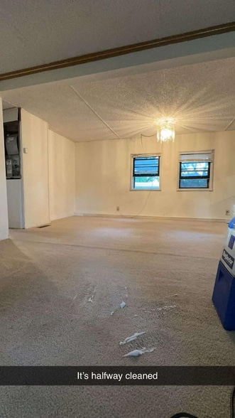 Building Photo - 401 Washington St