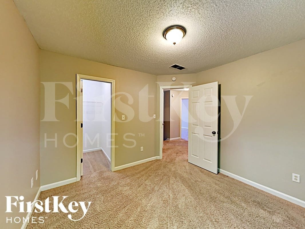 Building Photo - 6958 Mahonia Pl