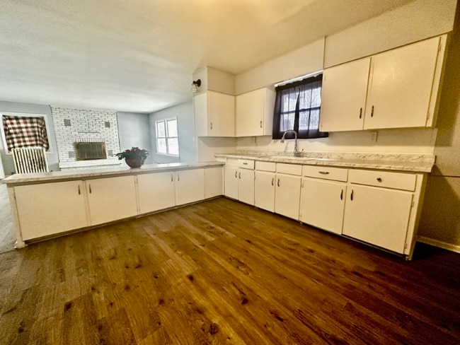 Building Photo - 680 Stamp Dr