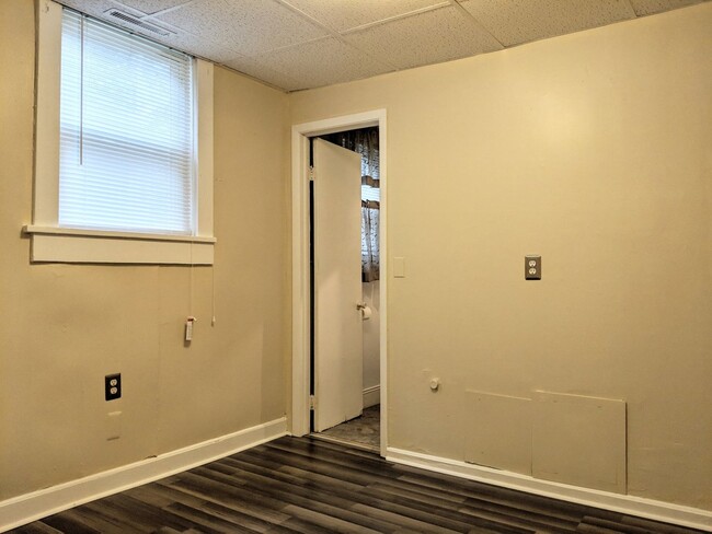 Building Photo - Charming 1BR Apartment in Budd Lake